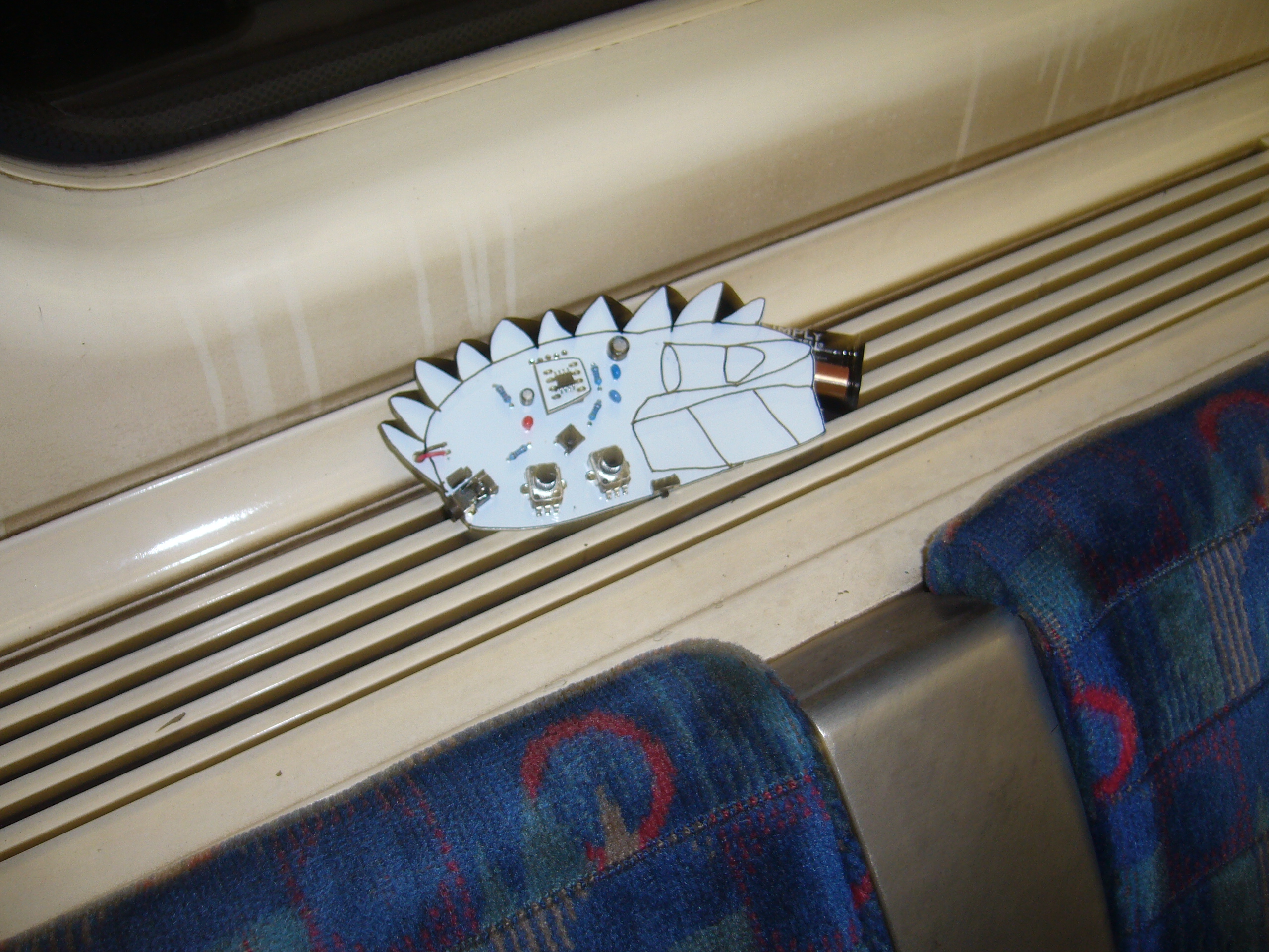 moreroar on the tube